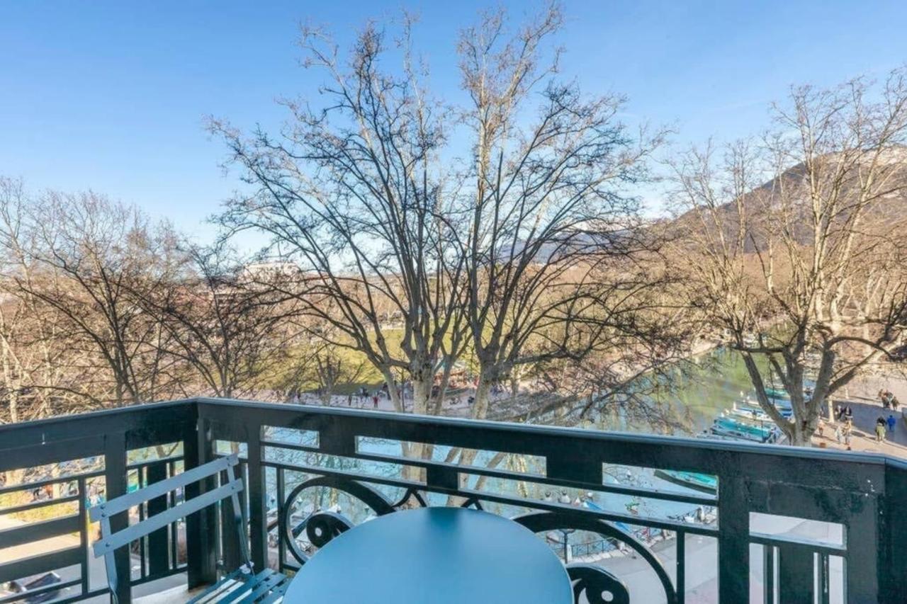 The Red Heart Of Annecy - Beautiful Apartment For 4 People エクステリア 写真
