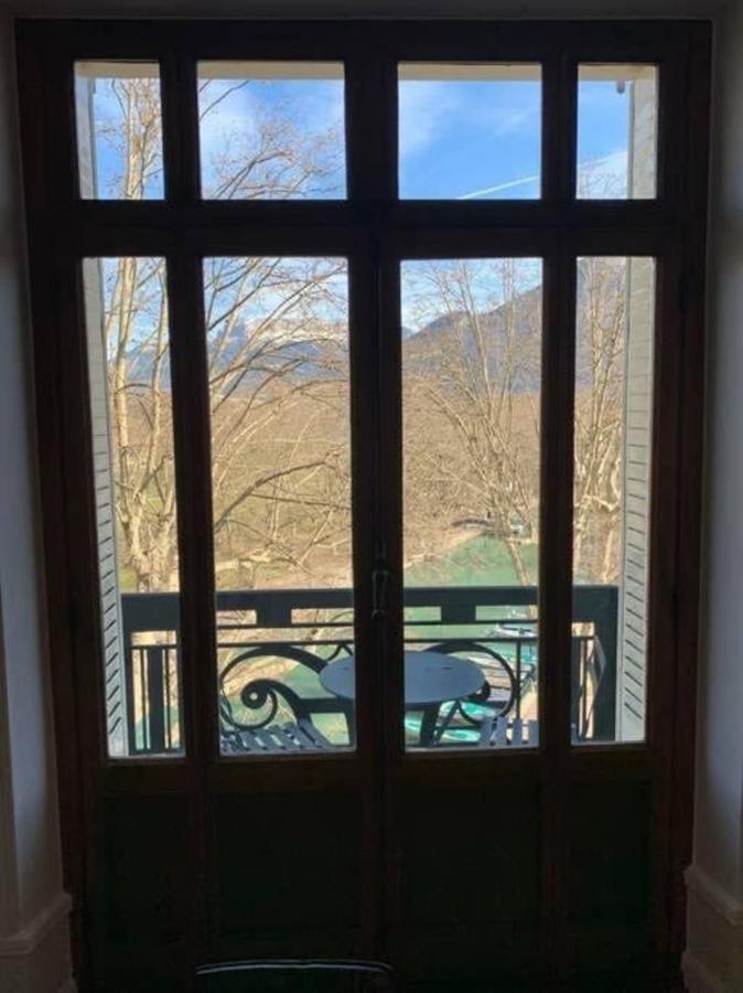 The Red Heart Of Annecy - Beautiful Apartment For 4 People エクステリア 写真