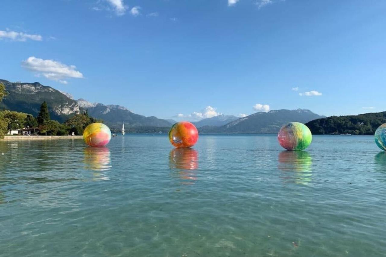 The Red Heart Of Annecy - Beautiful Apartment For 4 People エクステリア 写真